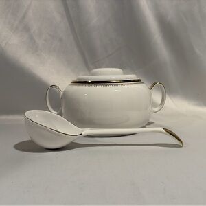 Chodziez Poland Porcelain Soup Tureen and Ladle Black Gold Band Filligree